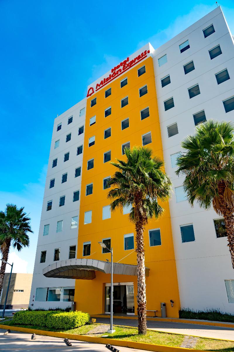 Hotel One Irapuato Exterior foto